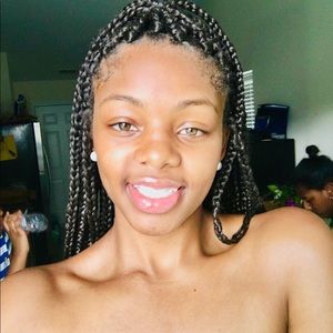 Meet your Posher, Keiyona